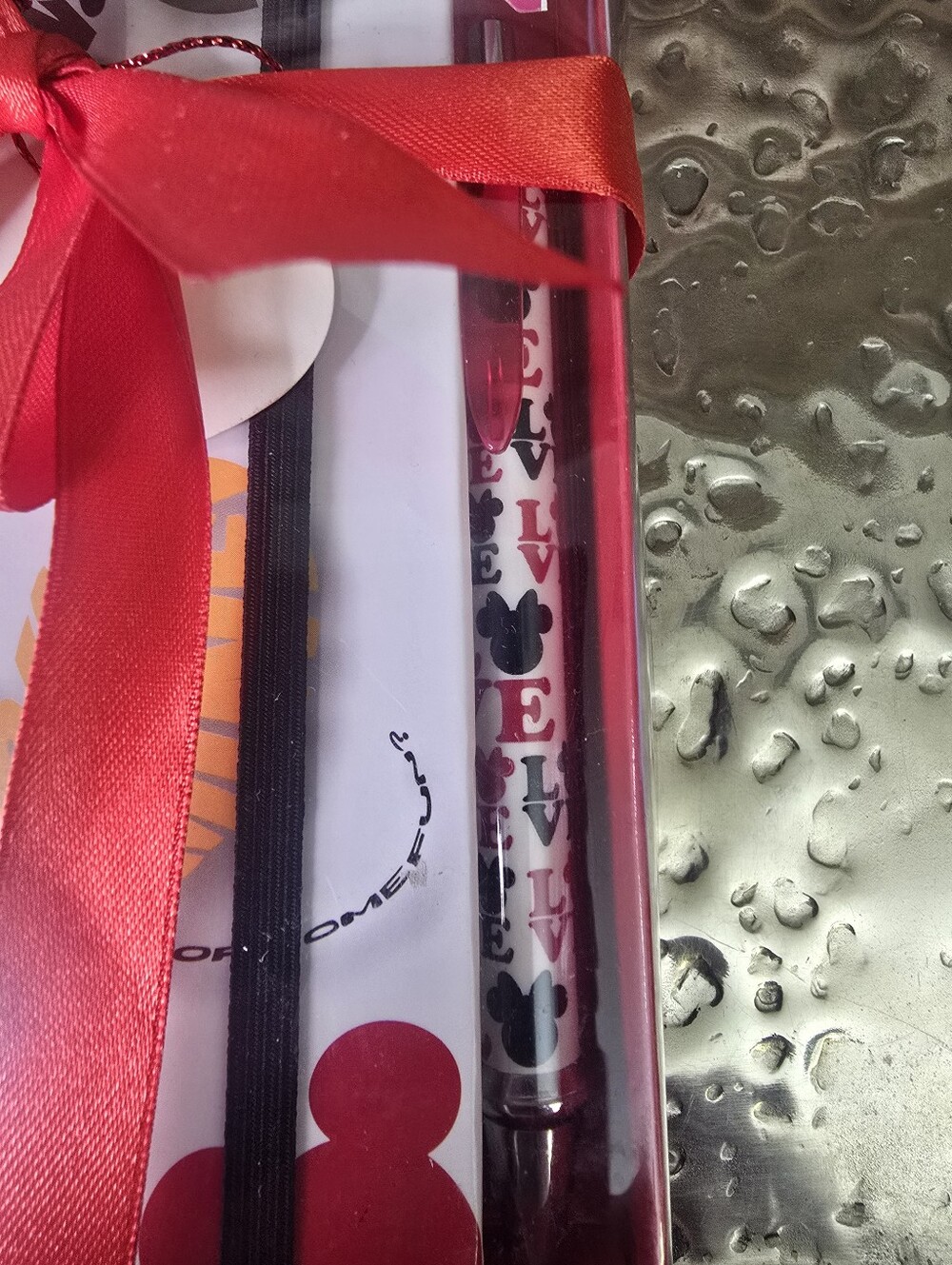 Disney White & Red Gift Journal Set with Gold Accents, NWT - Picture 2 of 3